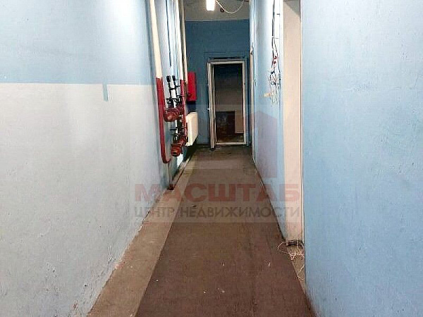 Помещение под мастерскую, склад - 671 м2