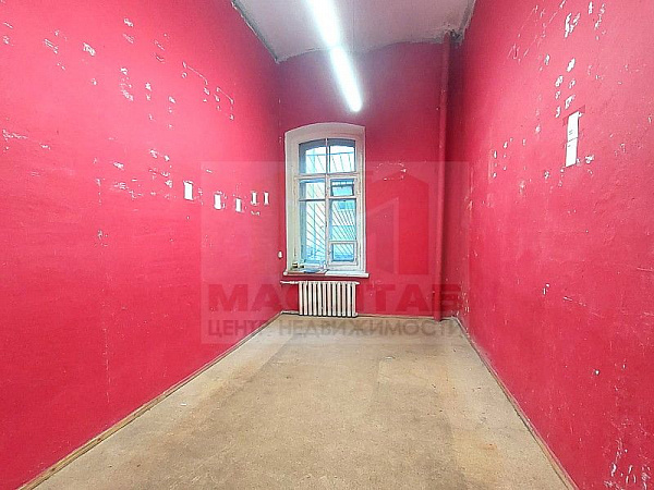 Помещение под студию, мастерскую, склад - 169 м2