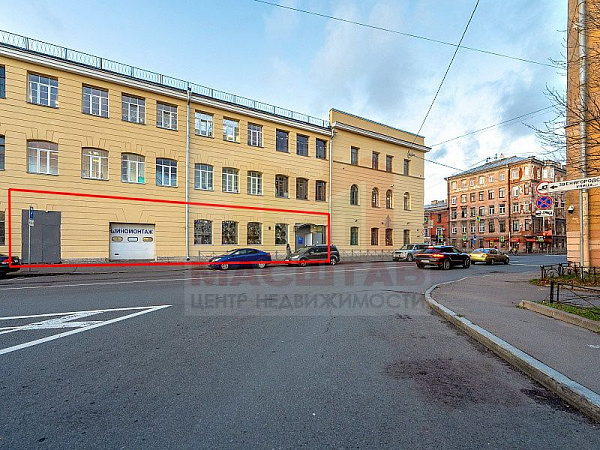 Универсальное (торговое) помещение - 523 м2