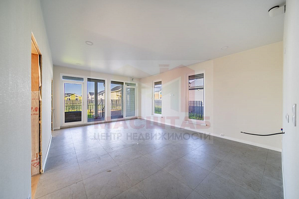 Дом  на участке 6 сот в Мухоловке