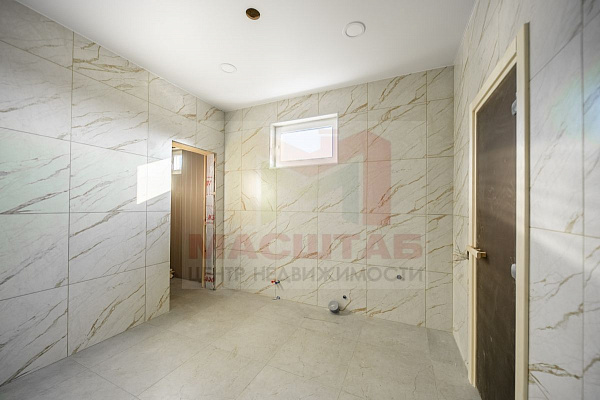 Дом  на участке 6 сот в Мухоловке