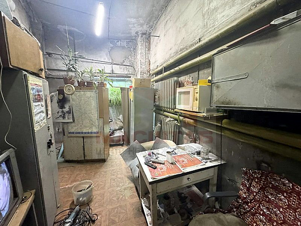 Помещение под мастерскую, склад - 174 м2