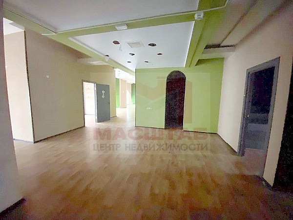 Универсальное (торговое) помещение - 503 м2