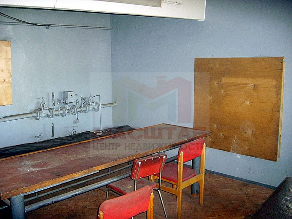 Помещение под мастерскую, склад - 311 м2