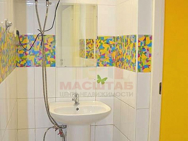 Универсальное (торговое) помещение - 178 м2