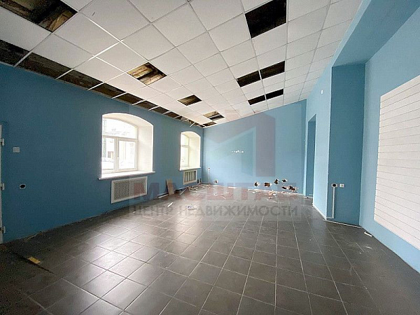Универсальное (торговое) помещение - 523 м2