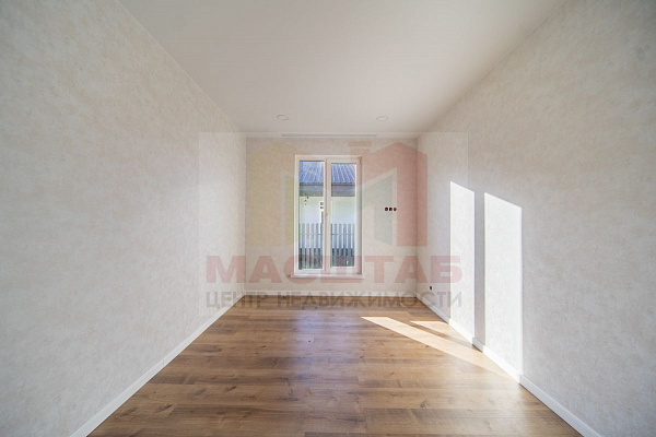 Дом  на участке 6 сот в Мухоловке