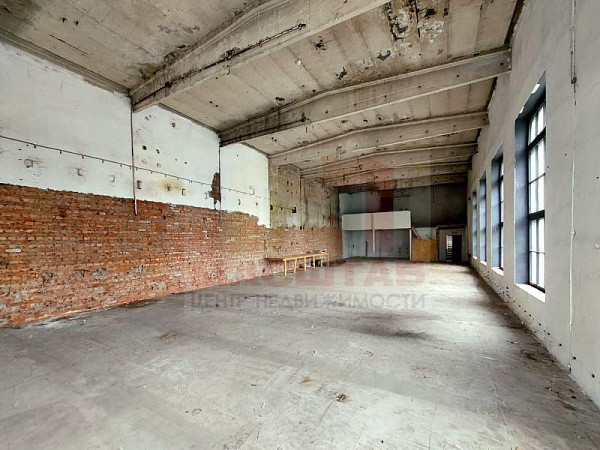 Помещение под мастерскую, склад - 223 м2