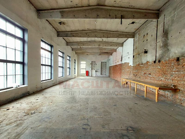 Помещение под мастерскую, склад - 223 м2
