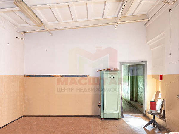 Помещение под склад, производство - 913 м2