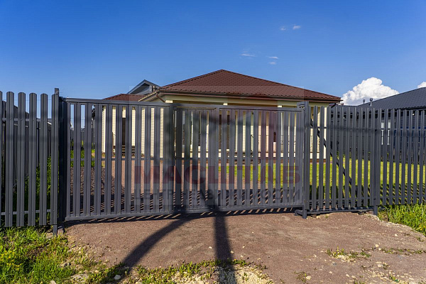 Дом на участке 6 сот в Мухоловке