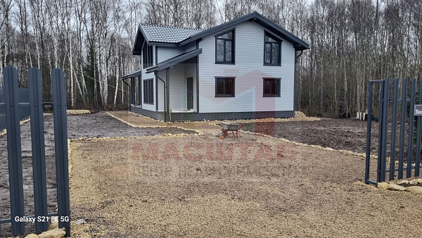 Дом 194м2 на участке 6 сот