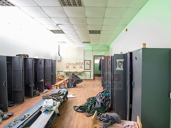 Помещение под склад, производство - 913 м2