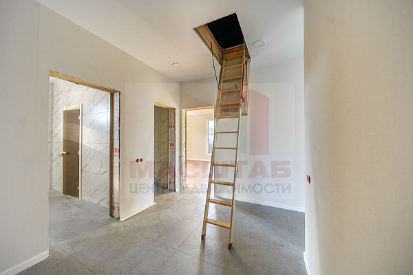 Дом  на участке 6 сот в Мухоловке