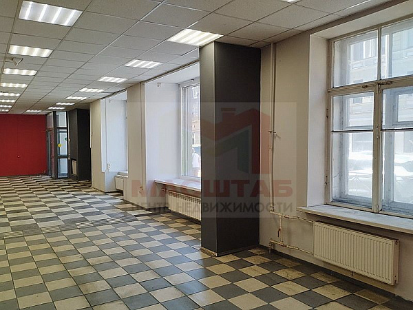 Универсальное (торговое) помещение - 212 м2