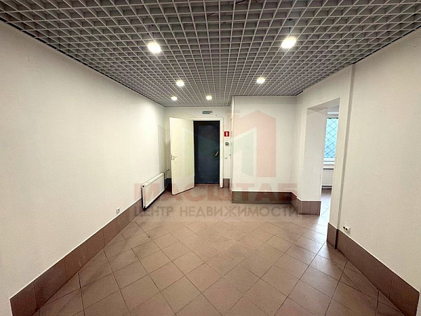 Продажа торгового (универсального) помещения - 67 м2