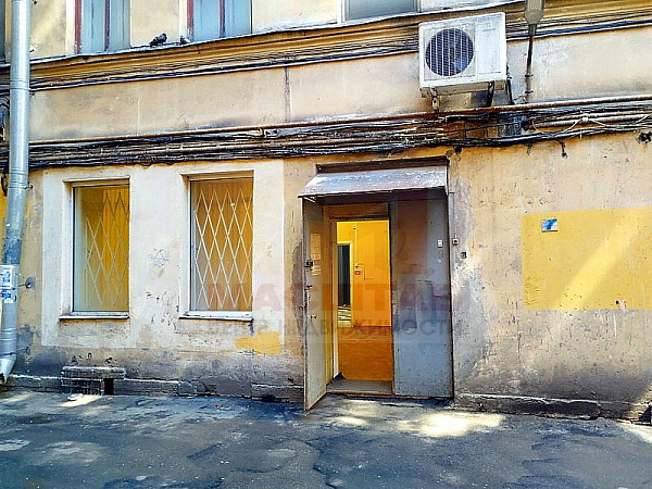 Универсальное (торговое) помещение - 212 м2