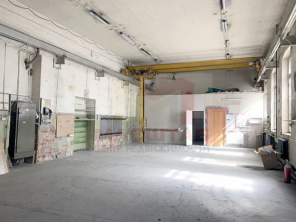 Помещение под мастерскую, склад - 205 м2