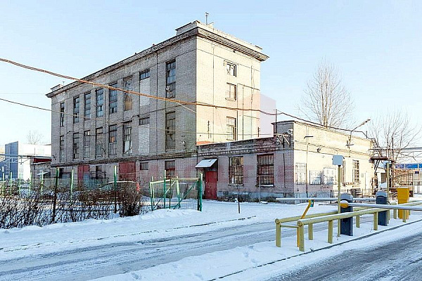 Помещение под мастерскую, склад - 733 м2