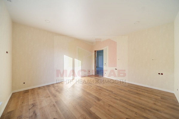 Дом  на участке 6 сот в Мухоловке