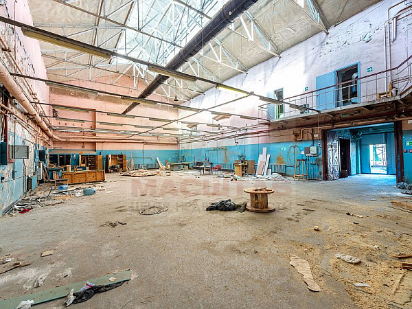 Помещение под склад, производство - 596 м2