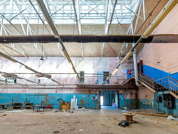 Помещение под склад, производство - 596 м2