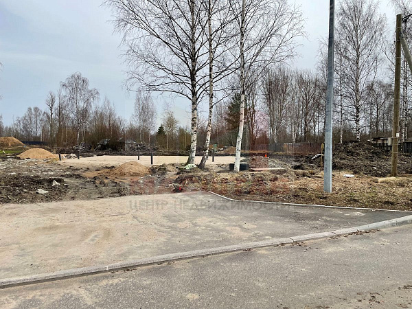 Участок в Санкт-Петербурге, г. Павловск Участок в Санкт-Петербурге, г. Павловск