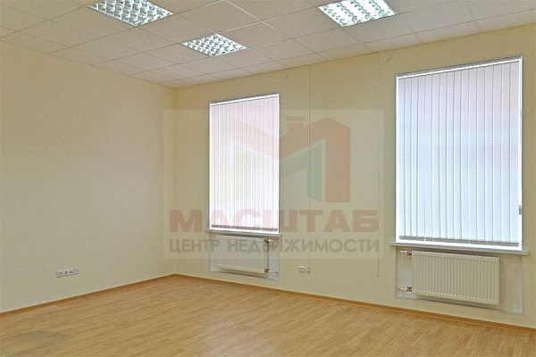 Офисный блок помещений - 372 м2