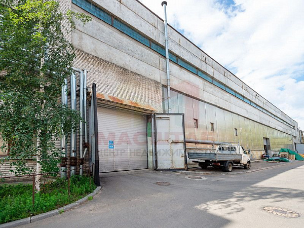 Помещение под производство, склад - 3909 м2