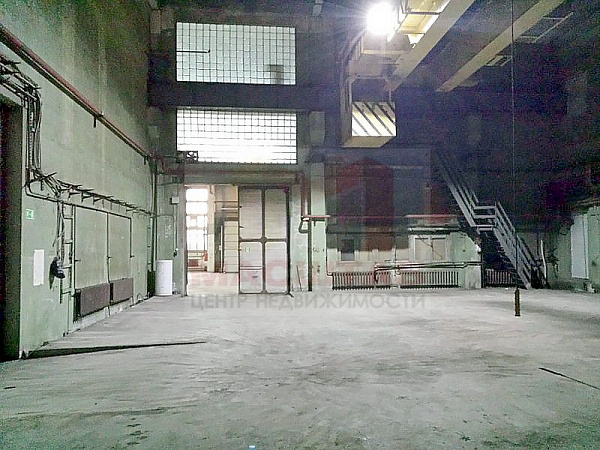 Помещение под производство, склад - 3909 м2
