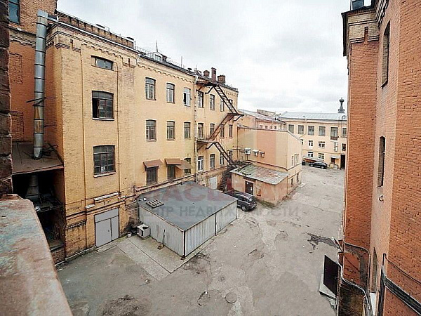 Помещение под студию, мастерскую, склад - 169 м2