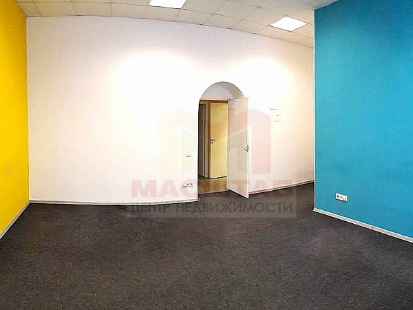 Универсальное (торговое) помещение - 178 м2