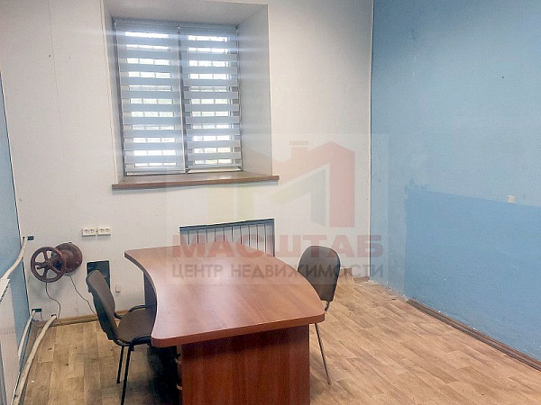 Помещение под мастерскую, склад - 671 м2