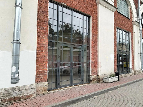 Универсальное (торговое) помещение - 158 м2